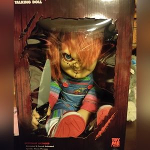 BRAND NEW TALKING CHUCKY DOLL!